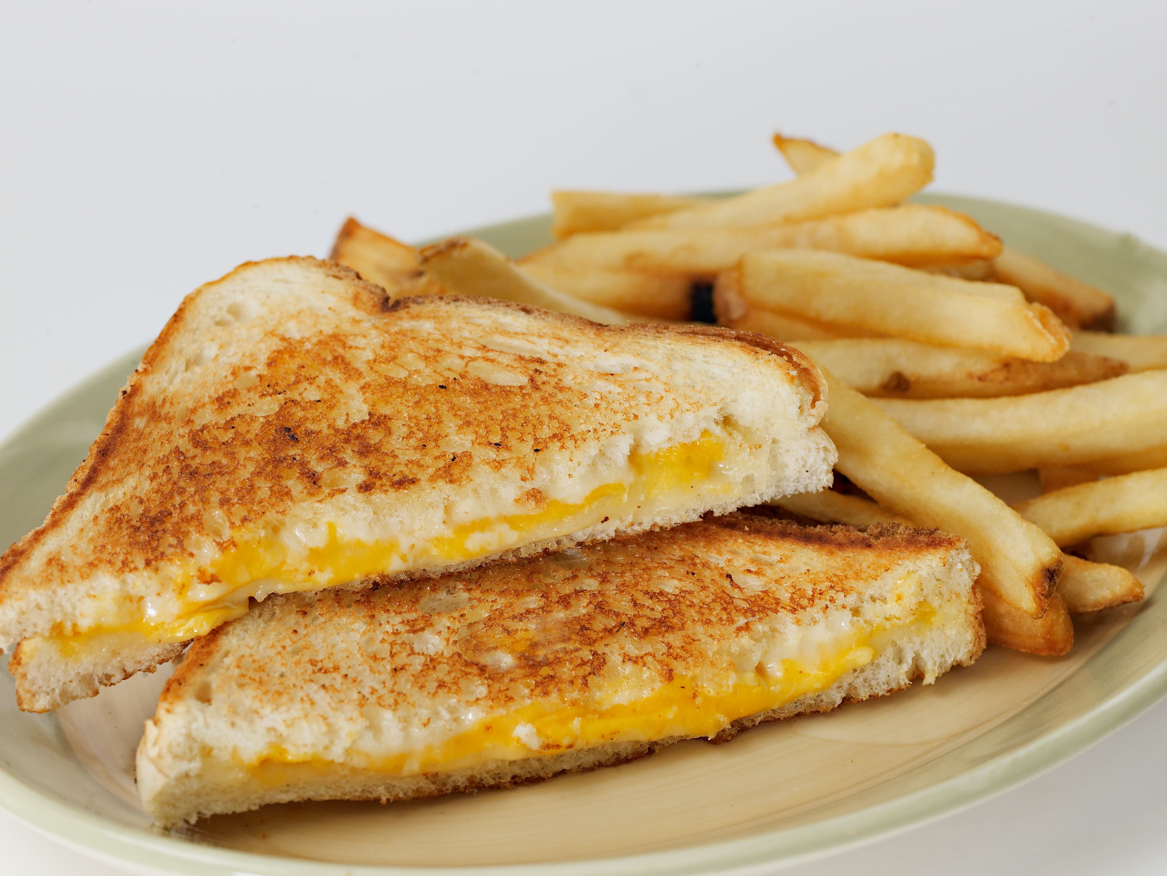 In Defense of the Newport Creamery Grilled Cheese