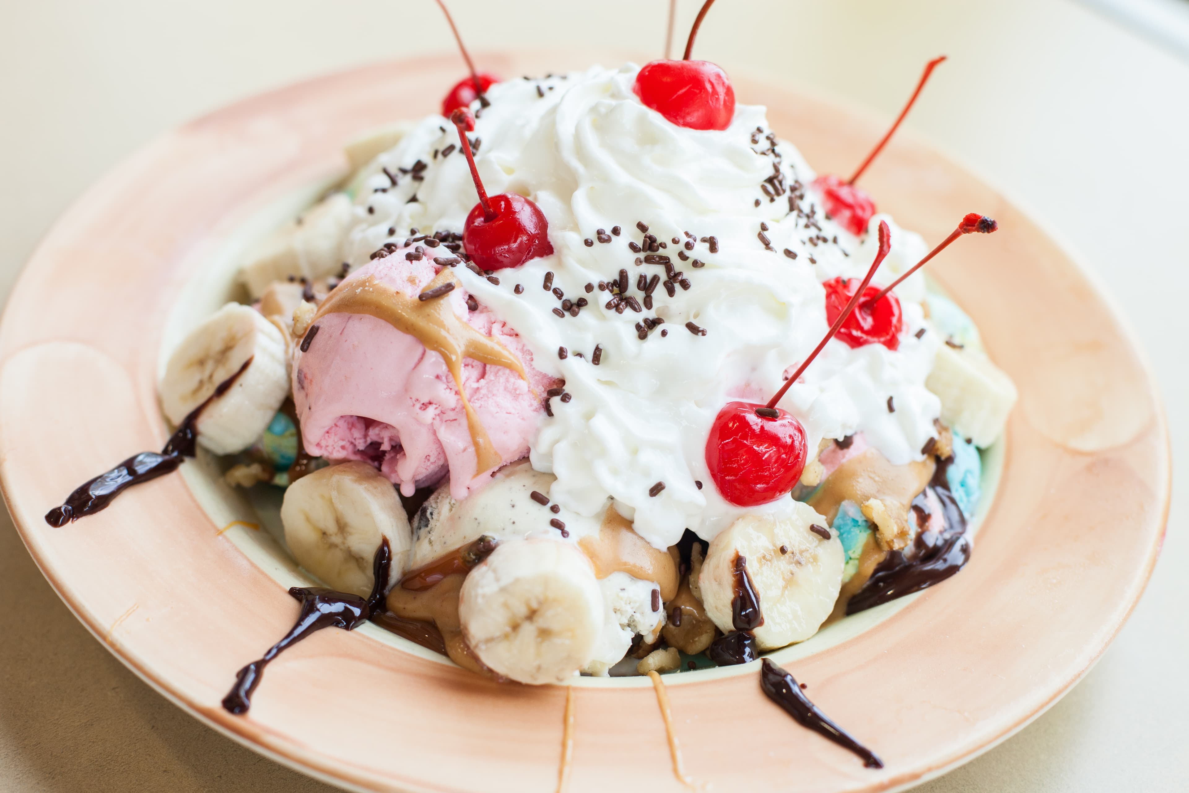 Newport Creamery Holy Cow Sundae